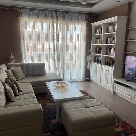 Anna'S Apartment 2 Тирана Экстерьер фото