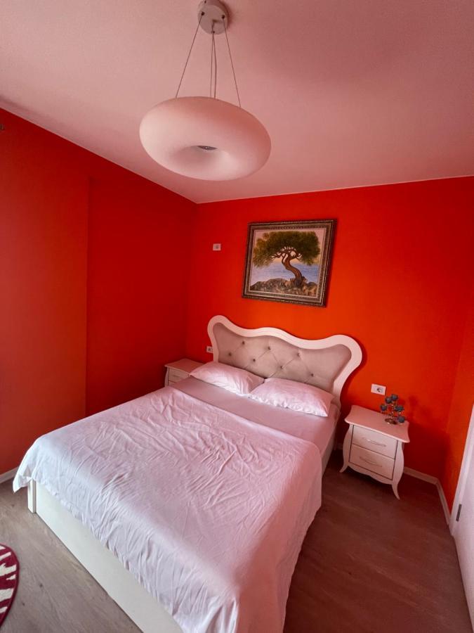 Anna'S Apartment 2 Тирана Экстерьер фото