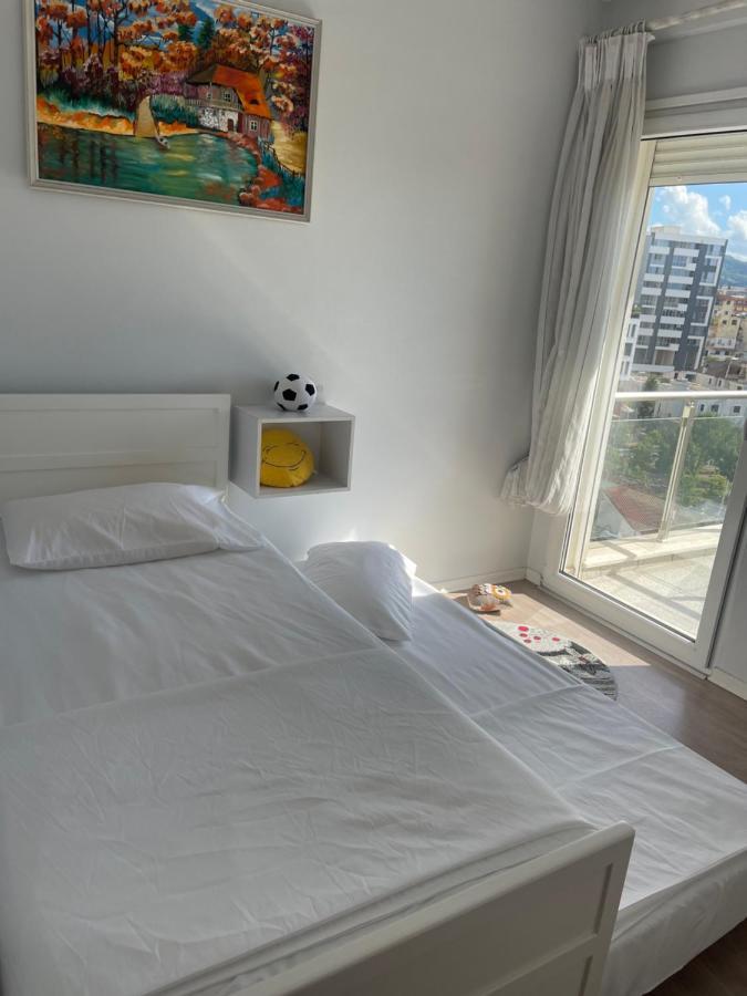 Anna'S Apartment 2 Тирана Экстерьер фото
